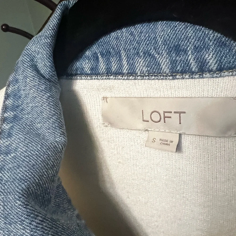 NWOT LOFT Blue and White Denim-Trim Cardigan - Picture 4 of 13